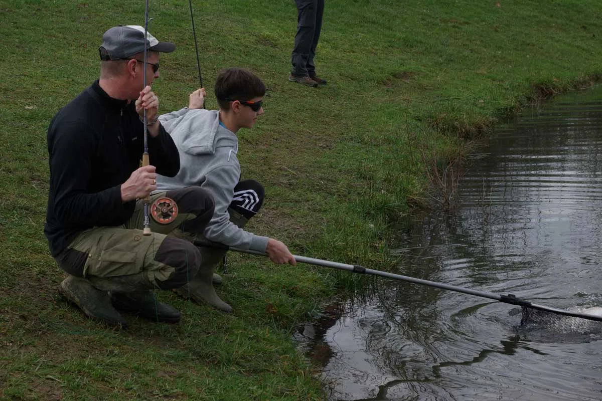 La pêche de la truite en réservoir