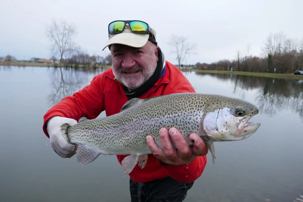 La pêche de la truite en réservoir